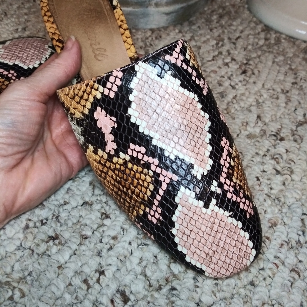 Madewell Cory Gold, Mauve & Black Snakeprint Almond Toe Leather Mules - Picture 6 of 9